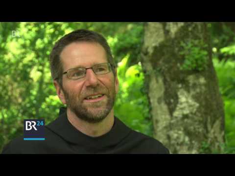 Novize im  Benediktinerorden: Warum will man ein Mönch werden? | BR24