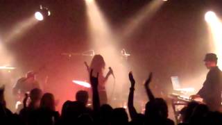 Yasmine Hamdan @ Café de la Danse, Paris