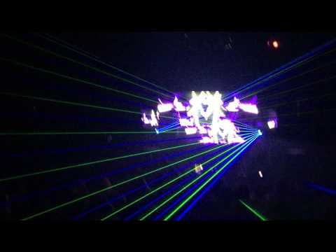 John 00 Fleming - Melbourne 2015 - Brown Alley