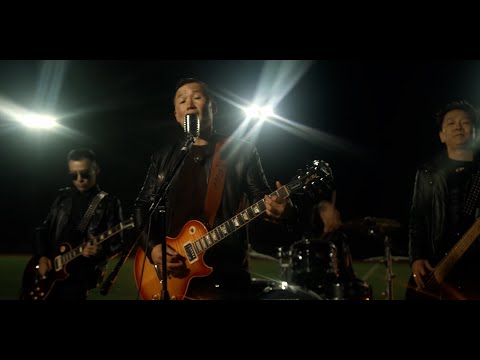 Чоно хамтлаг Гэгээн учрал ( Chono Gegeen uchral )