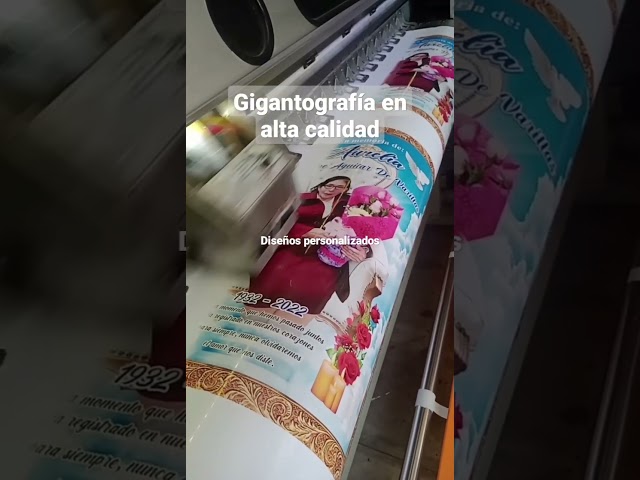 Vídeo relacionado con Juego de libro de invitados funerarios con bolígrafo, letrero de mesa y cinta adhesiva de doble cara, recuerdo reflexivo para funerales, servicios conmemorativos y eventos de celebración de la vida