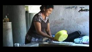 preview picture of video 'Plan Trifinio: Amas de casa valoremos el agua'