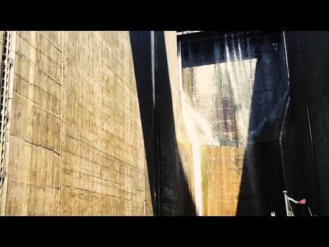 Rio Douro: como é descer 35 metros de barco?