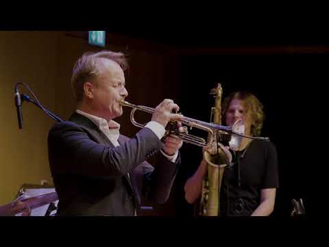 Swinging Teachers - L-O-V-E