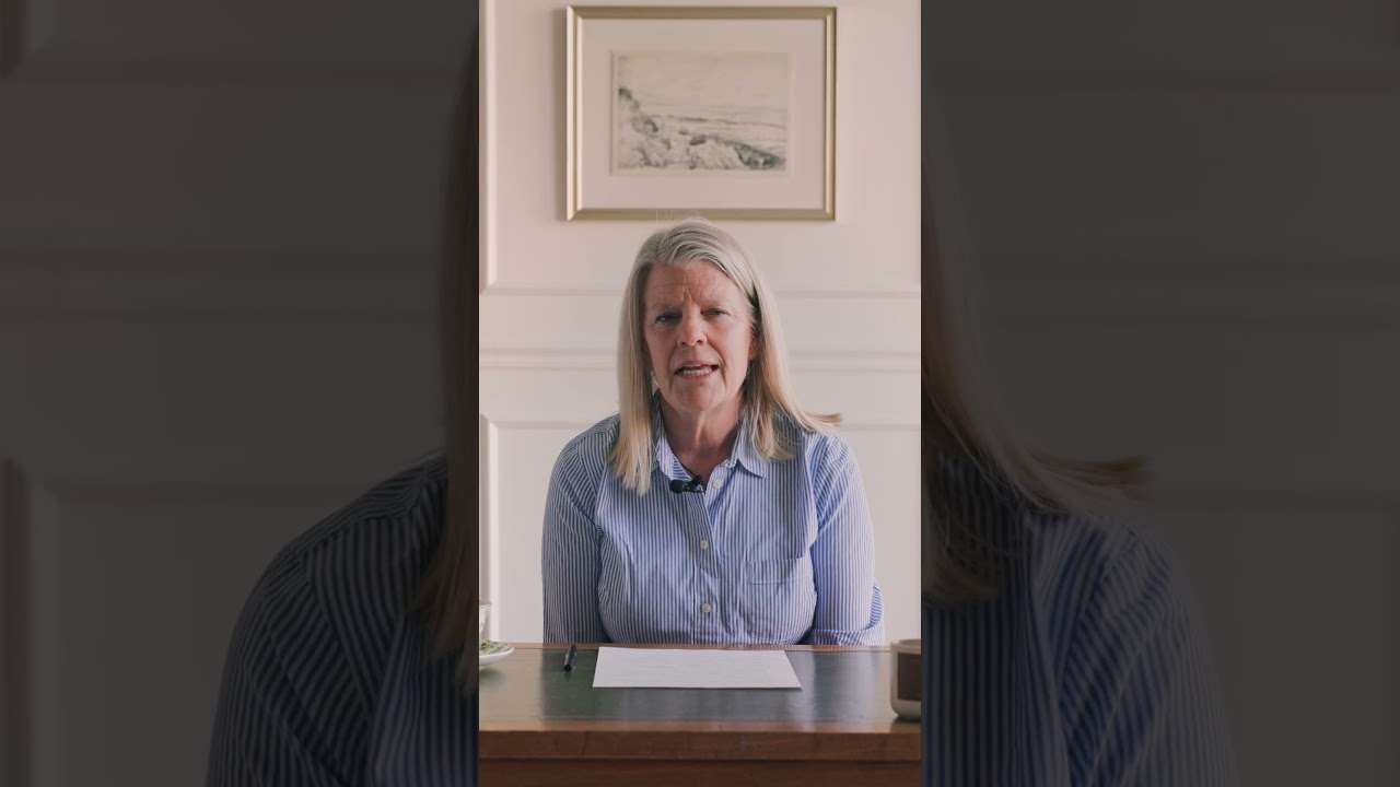 Small Kitchen Design Tips: Maximizing Cabinet Storage & Counter Space