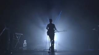 CHVRCHES - You Caught The Light (Live at forum London)