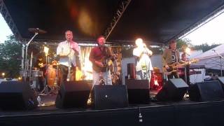 Could Be We&#39;re In Love - Cryan Shames