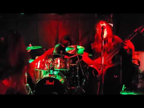 Invictus (live at Rotten Circus 33)