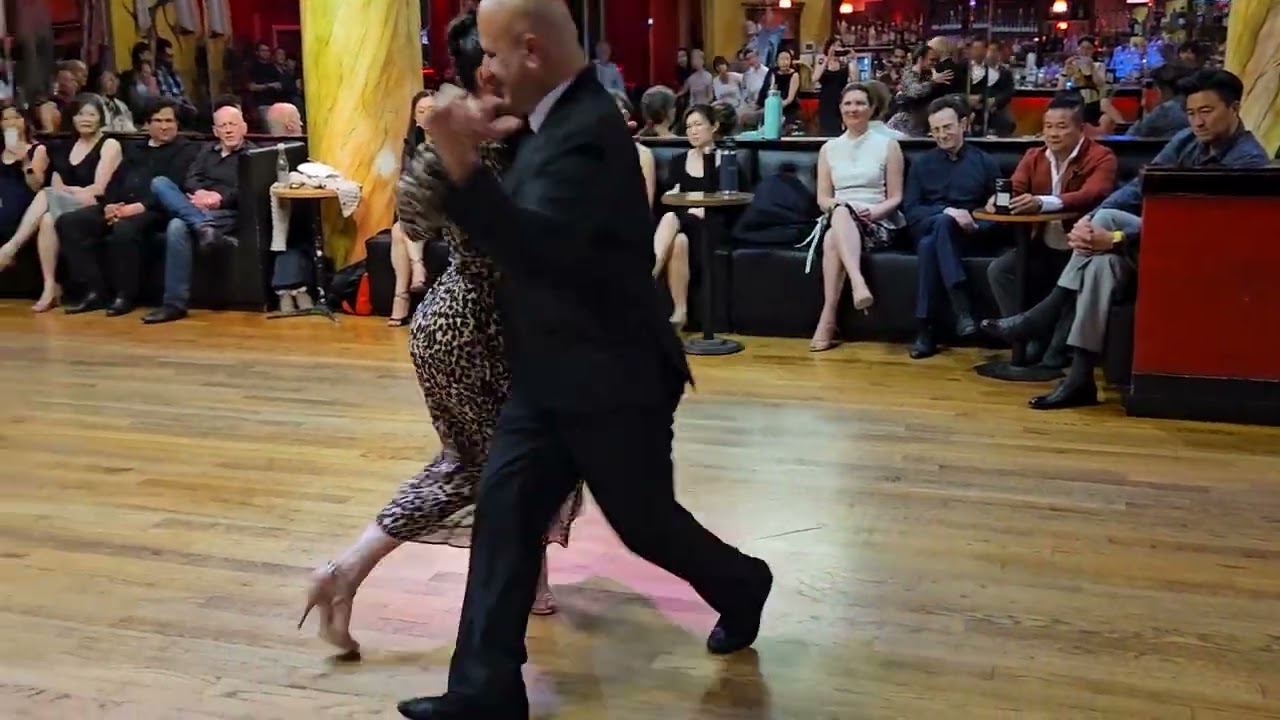 Virginia Pandolfi & Davood Yazdani at Alberto's (2 of 3)