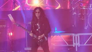 Download lagu 'Meniti Suratan' & 'Sketsa Sebuah Cinta' - May Live @ Konsert Rock Car Park, 09.05.2026 mp3 Download lagu 'Meniti Suratan' & 'Sketsa Sebuah Cinta' - May Live @ Konsert Rock Car Park, 09.05.2026 mp3