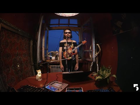 5 букв радио -  группа месячные @ Miluta 04aug2022