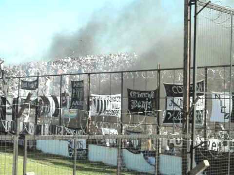 "CHACO FOR EVER VS SARMIENTO RECIBIMIENTO 25-09-2011" Barra: Los Negritos &bull; Club: Chaco For Ever