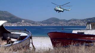 preview picture of video 'Fire fighting with helicopters on Samos island in Greece. Part 1'