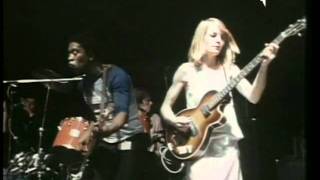 Talking Heads - Take Me To The River (Live in Rome 1980)