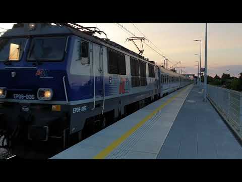 EP09-006 + IC MATEJKO ze Świnoujścia do Przemyśla Gł., mija stację Rzeszów Zachodni 08.07.2019