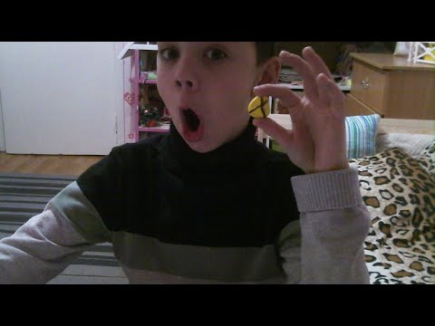 лепим брелок эйчпочмак из воздушного пластилина