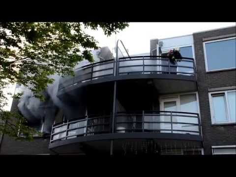 Bewoner zwaar gewond na uitslaande brand in flat, Prins Hendrikstraat Gouda - 112HM