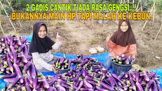 Download lagu 2 GADIS CANTIK TIADA RASA GENGSI..!! BUKANNYA MAIN HP TAPI MALAH KE KEBUN mp3 Download lagu 2 GADIS CANTIK TIADA RASA GENGSI..!! BUKANNYA MAIN HP TAPI MALAH KE KEBUN mp3