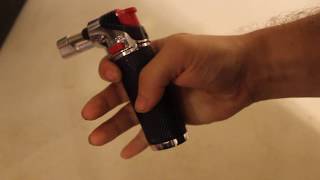 UNBOXiNG REViEW OF PREMiUM SPARK BUTANE TORCH LiGHTER WiTH STAND