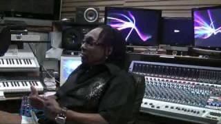 Video thumbnail for Commodores' Walter Orange | TL Audio Fat Track | Part 1 by MusicMarketingTV