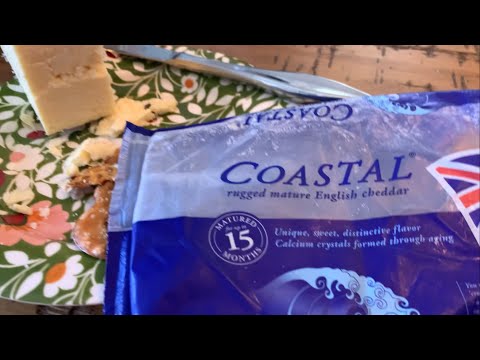 Coastal rugged mature English cheddar cheese @ Costco review