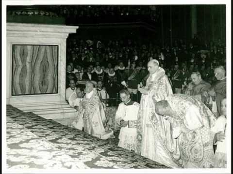 [1/2] SS. Missa in Dominica Resurrectionis Celebrata est a SS. Pio XII P.M. (ca. 1950)