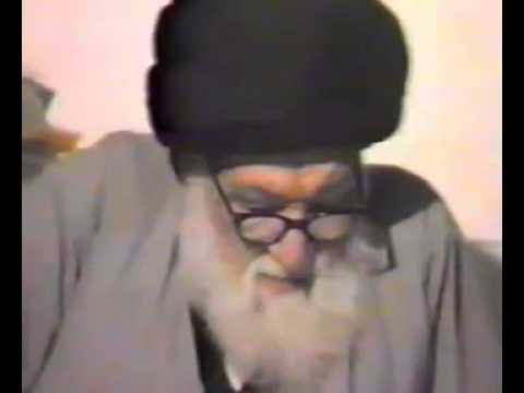 ⁣مقطع نادر من حياة زعيم الحوزة العليمة السيد الخوئي