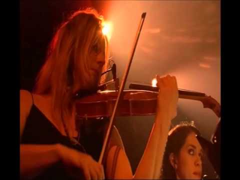 Thé Lau & Maria de Fátima - Liefde van Later @ Nekka-Nacht, 2011