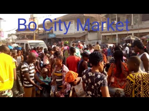 Christmas Eve in the biggest market in Bo City Sierra Leone. Vlogmas 🎄