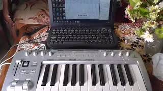 Video thumbnail for Behringer umx25 jadi controller OMB by Andrew Musik
