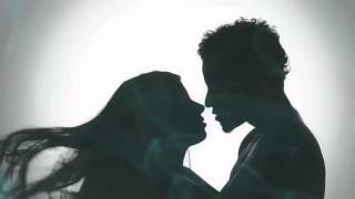 Turn On The Lights - Lloyd (Versión) Subtitulado.