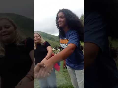 Paseando Ando Mundo. Prog 241. Viñedos y aguas azufradas en Aldea Aguas calientes del Jáuregui.