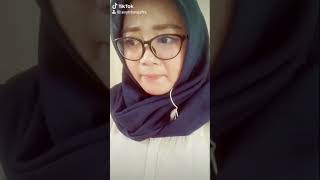 Download lagu orang pelit😁 mp3