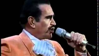 Vicente Fernandez Nos Estorbo La Ropa