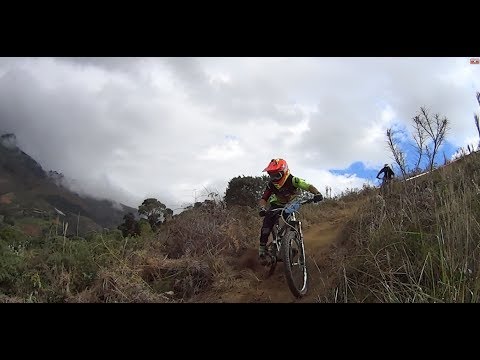 BRASIL ENDURO SERIES  ELITE - BERNARDO CRUZ - DIEGO KNOB - WALACE MIRANDA  * SURFANDO AS MONTANHAS *