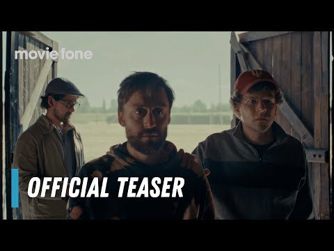 El Cine en la SER: 'A Real Pain', una road movie amarga e irónica por los traumas del Holocausto