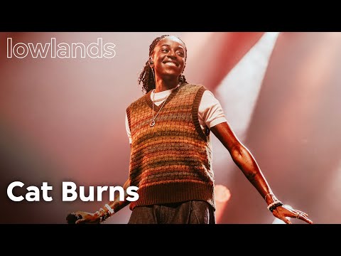 Cat Burns - live at Lowlands 2025