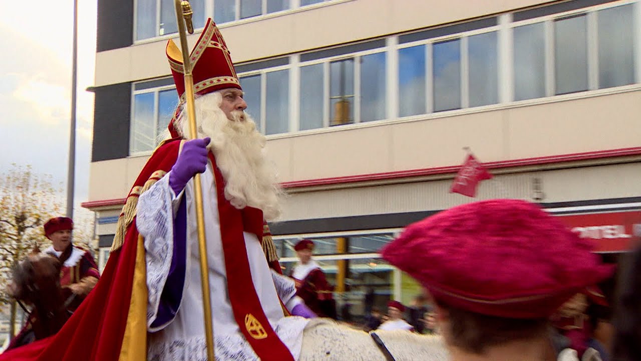 Intocht Sinterklaas in Rotterdam thumbnail