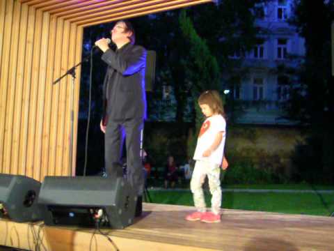 download lagu mp3 mp4 Blixa Bargeld Tochter, download lagu Blixa Bargeld Tochter gratis, unduh video klip Blixa Bargeld Tochter