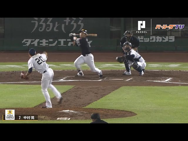 ホークス・中村晃 2HR4打点の活躍で勝利に貢献!!