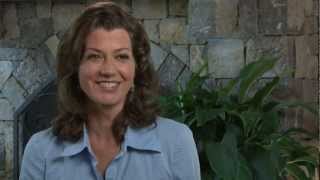 Amy Grant - Talks about The Time Jumpers
