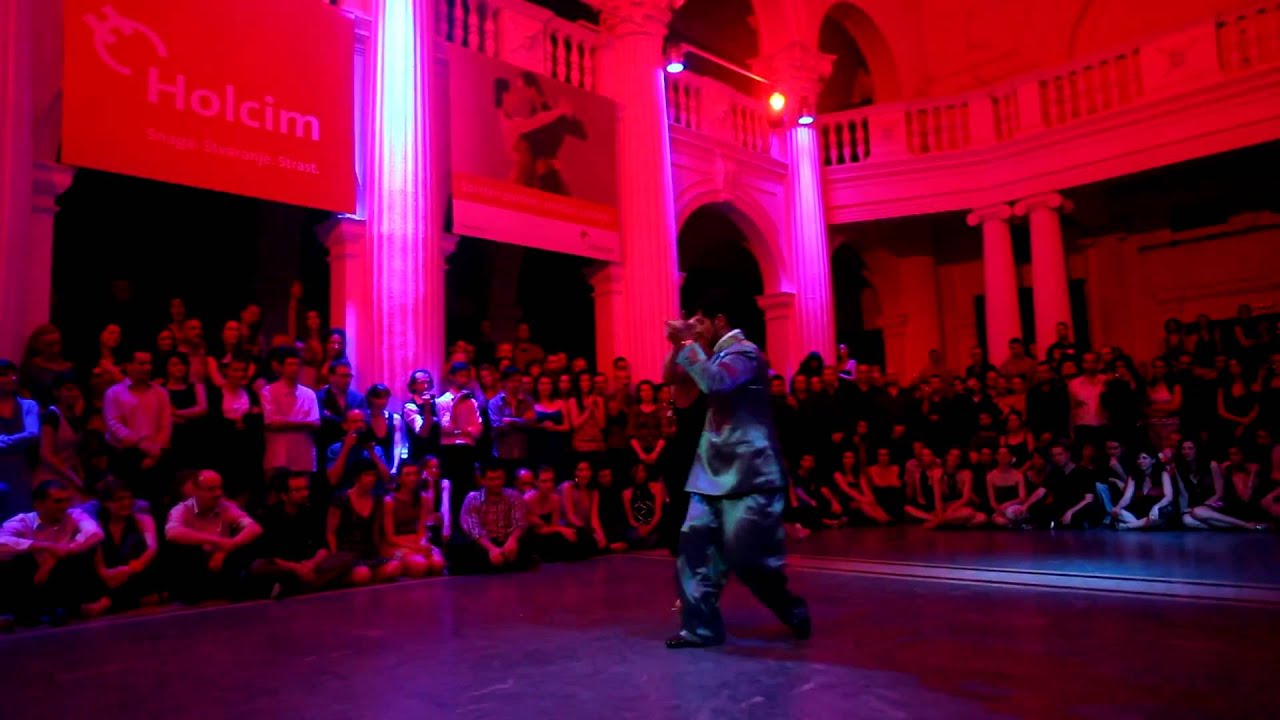 Sebastian Arce y Mariana Montes @ Belgrade Tango Encuentro 2011 (2/4)