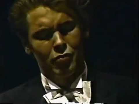 Pogorelich plays Ravel: Gaspard de la nuit (Tokyo 1983)