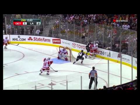 Brendan Smith Hockey IQ How to take a hit in the NHL March 13 2012
