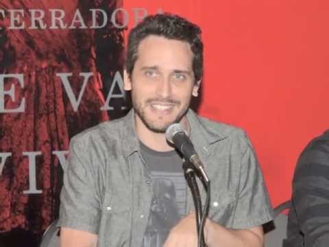 EVIL DEAD Canada Facebook Fan Questions: Fede Alvarez