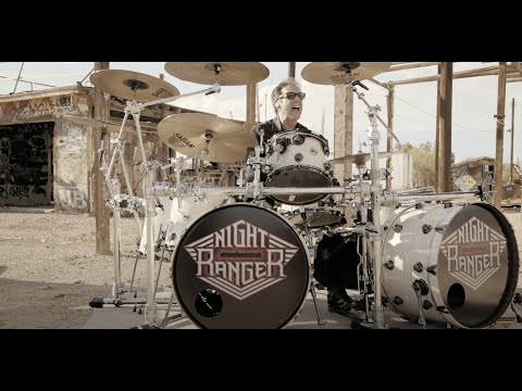 Night Ranger "Breakout" - Official Music Video