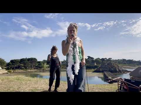 Wake up - Edmée feat El Flutio del Pan H