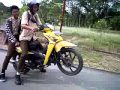 Angkat Seret Motor