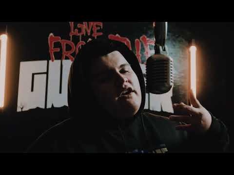 Frosty Chasin Dough - Dusse | Live From The Gutter Studio Performance