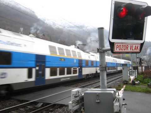 Průjezd zpožděného vlaku Os 6915 - Vaňov u Ústí nad Labem